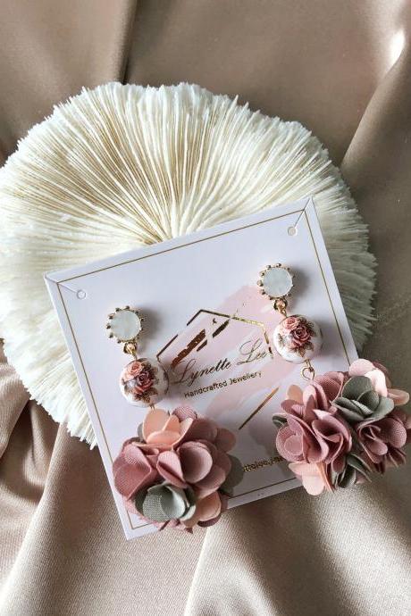 Multi-Gradient Pink Floral Ball Earrings
